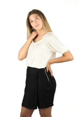 Esther Skorts Black l