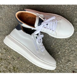 Lara Vit Skinn Sneaker 41