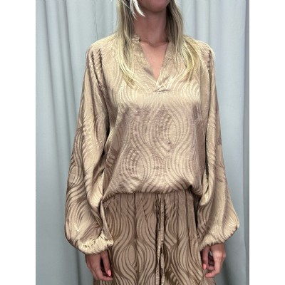 Line Blus