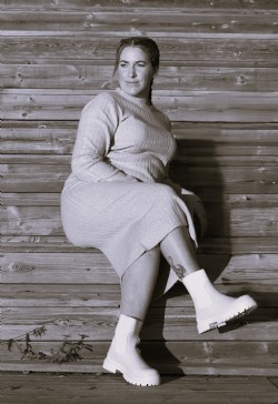 Jeanett Stickad Tröja xs